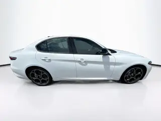Alfa Romeo Giulia 2025 4p Sedan