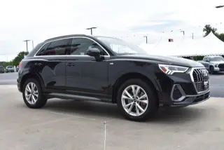 Audi Q3 2023 AWD quattro línea S Premium 45 TFSI 4p SUV