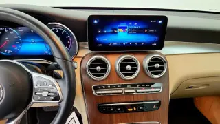 Mercedes-Benz GLC 2022 AWD GLC 300 4MATIC 4dr SUV