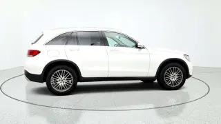 Mercedes-Benz GLC 2022 AWD GLC 300 4MATIC 4dr SUV