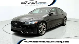 Jaguar XF 2022 AWD P300 R-Dynamic SE 4dr Sedán