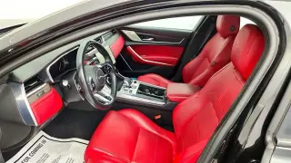 Jaguar XF 2022 AWD P300 R-Dynamic SE 4dr Sedán