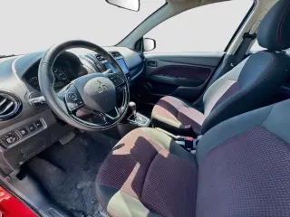 Mitsubishi Mirage 2023 Edición Negra 4p Hatchback