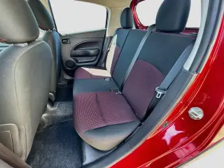 Mitsubishi Mirage 2023 Edición Negra 4p Hatchback