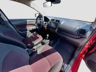 Mitsubishi Mirage 2023 Edición Negra 4p Hatchback