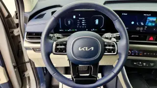 Kia Carnival Híbrido 2026 SX 4dr Mini-Van