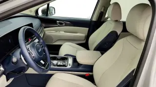 Kia Carnival Híbrido 2026 SX 4dr Mini-Van
