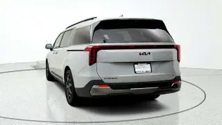 Kia Carnival Híbrido 2026 SX 4dr Mini-Van
