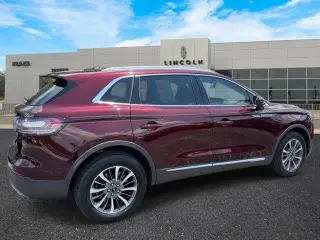 Lincoln Nautilus 2023 4x4 Estándar 4p SUV