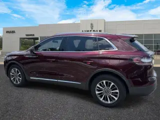 Lincoln Nautilus 2023 4x4 Estándar 4p SUV