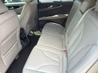 Lincoln Nautilus 2023 4x4 Estándar 4p SUV