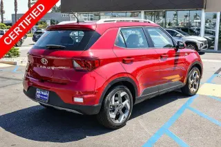 Hyundai VENUE 2023 Limited 4dr Crossover