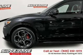 Alfa Romeo Stelvio 2023 AWD Veloce 4dr Crossover