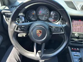 Porsche Macan 2024 AWD 4dr SUV