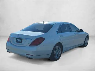 Clase S Mercedes-Benz 2017 S 550 4p Sedan