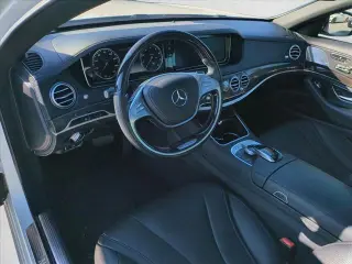 Clase S Mercedes-Benz 2017 S 550 4p Sedan