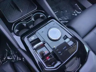 BMW i5 2024 eDrive40 4p Puertas Sedán