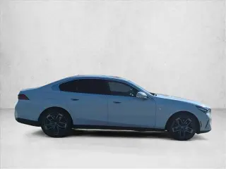 BMW i5 2024 eDrive40 4p Puertas Sedán