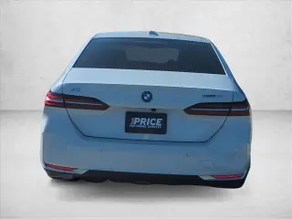 BMW i5 2024 eDrive40 4p Puertas Sedán