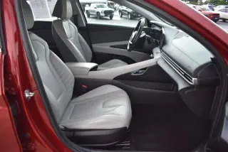 Hyundai ELANTRA 2024 Limited 4dr Sedan