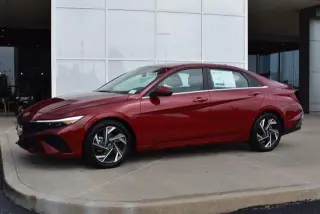 Hyundai ELANTRA 2024 Limited 4dr Sedan