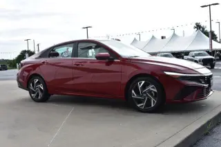 Hyundai ELANTRA 2024 Limited 4dr Sedan