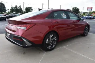 Hyundai ELANTRA 2024 Limited 4dr Sedan