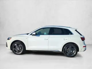 Audi Q5 2021 AWD e quattro Premium 55 TFSI 4p SUV