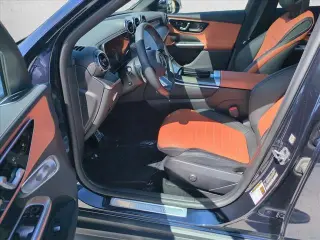 Mercedes-Benz GLC 2023 GLC 300 SUV de 4 puertas