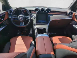 Mercedes-Benz GLC 2023 GLC 300 SUV de 4 puertas