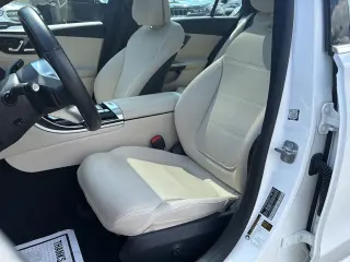 Clase C Mercedes-Benz 2025 AWD C 300 4MATIC Sedán 4p.