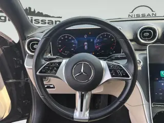 Sedán de 4 puertas Mercedes-Benz Clase C 2025 AWD C 300 4MATIC