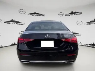 Sedán de 4 puertas Mercedes-Benz Clase C 2025 AWD C 300 4MATIC