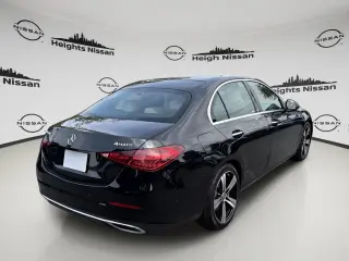 Sedán de 4 puertas Mercedes-Benz Clase C 2025 AWD C 300 4MATIC