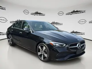 Sedán de 4 puertas Mercedes-Benz Clase C 2025 AWD C 300 4MATIC