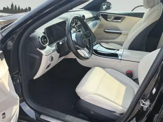 Sedán de 4 puertas Mercedes-Benz Clase C 2025 AWD C 300 4MATIC