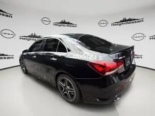 Mercedes-Benz Clase A 2021 AWD AMG A 35 4MATIC 4dr Sedán