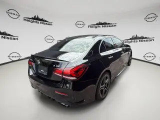 Mercedes-Benz Clase A 2021 AWD AMG A 35 4MATIC 4dr Sedán
