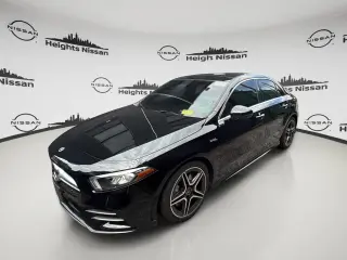 Mercedes-Benz Clase A 2021 AWD AMG A 35 4MATIC 4dr Sedán