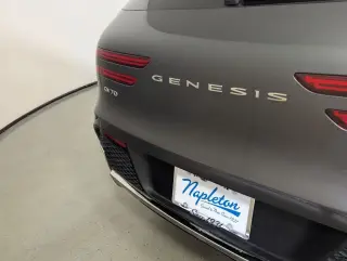 Genesis GV70 2025 AWD 2.5T Standard 4dr SUV