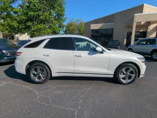 Genesis GV70 2026 AWD 2.5T Estándar 4p SUV