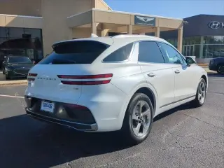 Genesis GV70 2026 AWD 2.5T Estándar 4p SUV