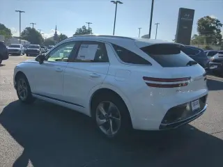 Genesis GV70 2026 AWD 2.5T Estándar 4p SUV