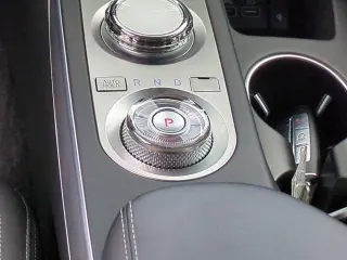 Genesis GV70 2023 AWD 2.5T Standard 4p SUV