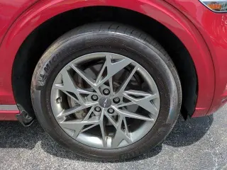 Genesis GV70 2023 AWD 2.5T Standard 4p SUV
