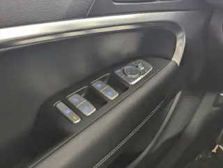 Genesis G70 2026 2.5T Standard 4dr Sedán