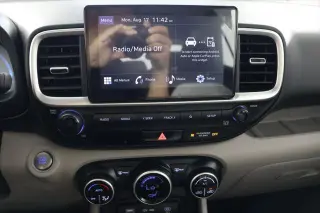 Hyundai VENUE 2024 SEL 4p Crossover