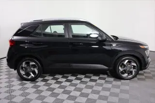 Hyundai VENUE 2024 SEL 4p Crossover