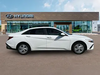Hyundai ELANTRA 2024 SE 4dr Sedán