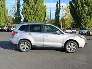Subaru Forester 2017 AWD 2.5i Touring 4dr Wagon
